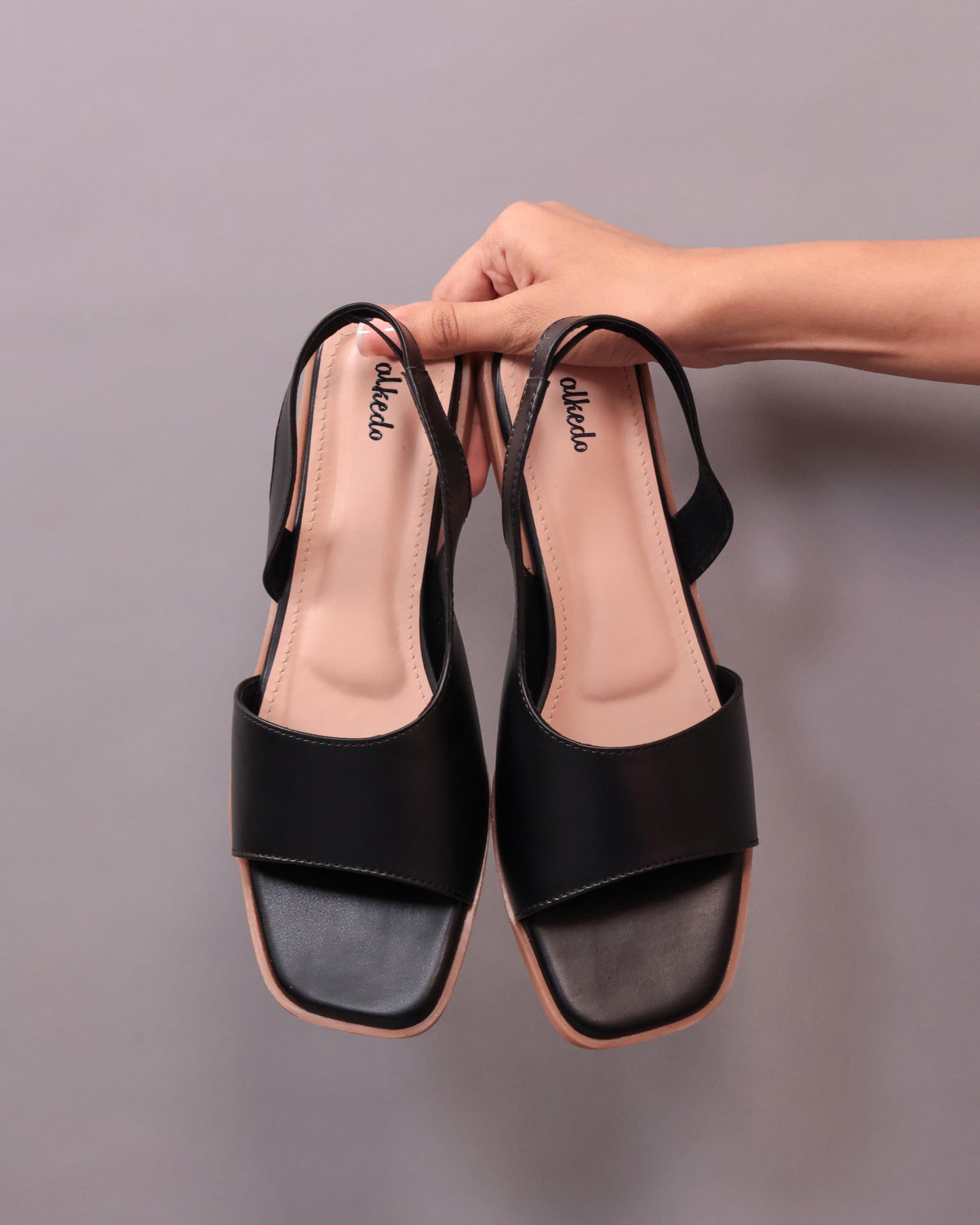 Alkedo Women’s Black Slingback Flats – Chic Open-Toe Comfort Sandals for Everyday Wear