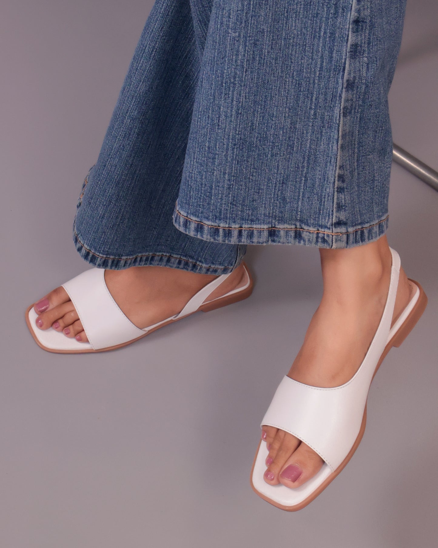 Alkedo Women’s White Slingback Flats – Minimalist Open-Toe Flats for Everyday Comfort